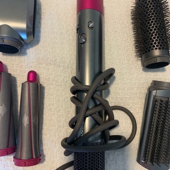 Dyson airwrap - Picture 6 of 6